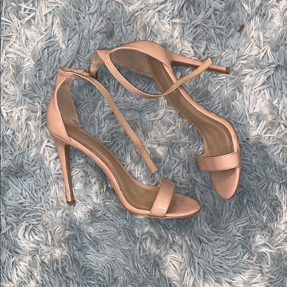 Pretty Nuede heels